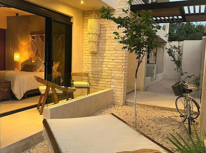 Room In Studio - Stylish And Bright Studio Near The Pool